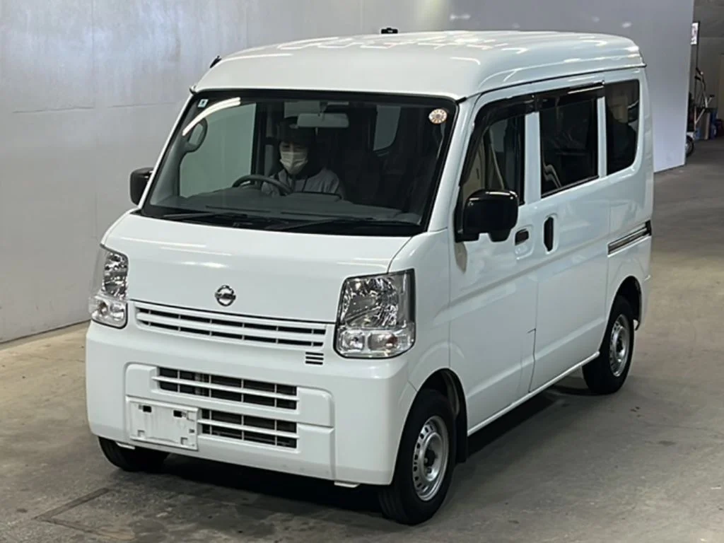 Nissan NV100 Clipper DR17V 2023